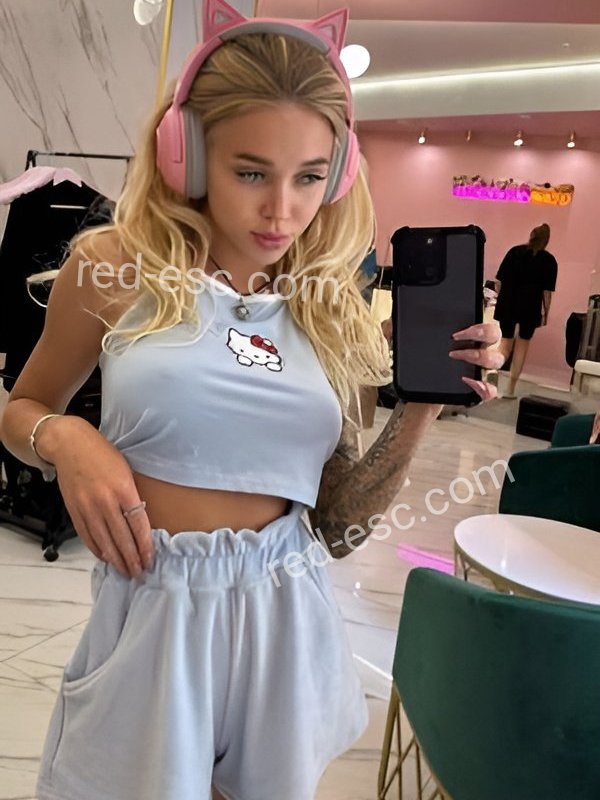 Аня — Дмитриев