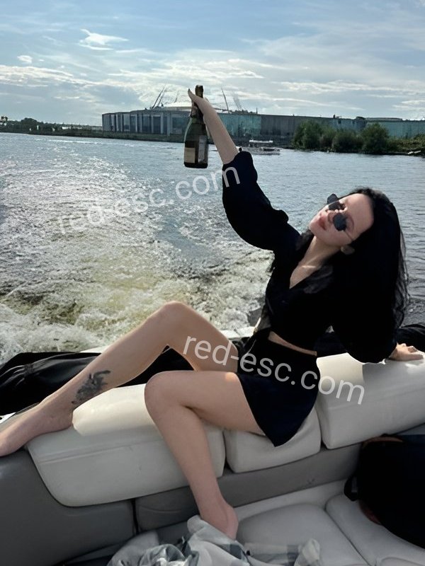 Карина — Дмитриев