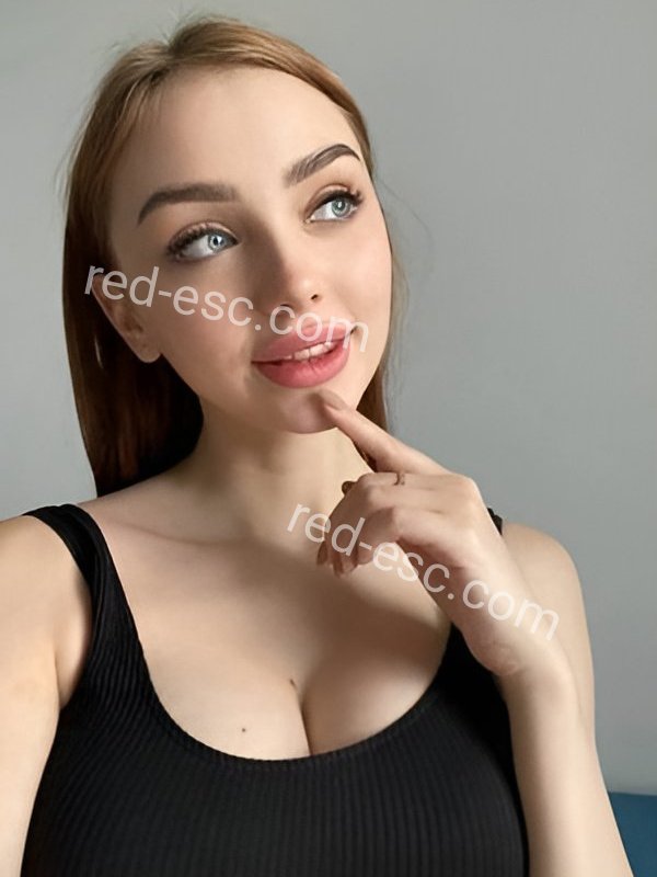 Лена — Дмитриев